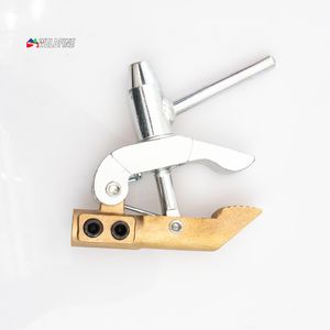 Pasokan profesional suku cadang obor las tipe sekrup penjepit bumi 600A - Product Image 3