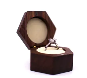 나무 반지 상자 핫 세일 제품 나무 결혼 반지 상자 인기있는 사용자 정의 결혼식 커플 나무 반지 상자