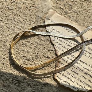 Collar de Plata de Ley S925 para Mujer con Diseño de Barra de Equilibrio con Incrustaciones de Diamantes, Ambiente Delicado, Estilo Lujoso y Ligero, Perla Sonriente - Product Image 4