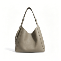 Sacs échantillons gratuits, support OEM/ODM, sac fourre-tout pour femme en cuir kaki avec bandoulière réglable, pour le shopping décontracté