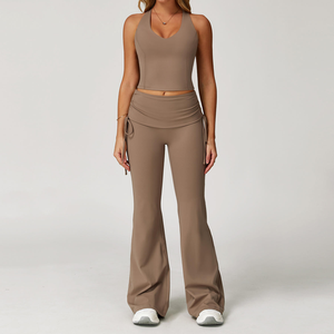 Ensemble de yoga 3 pièces de haute qualité pour femme, avec logo personnalisé, effet seconde peau, soutien-gorge de sport et leggings taille haute à revers - Product Image 2