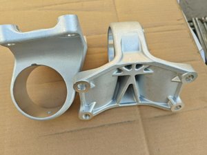 Braket Paduan Aluminium yang Dimesin CNC Model 20155 - Product Image 3