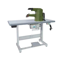 Machine à fabriquer des semelles de chaussures en cuir, machine automatique de pliage et de reliure des bords des semelles intérieures de chaussures en cuir