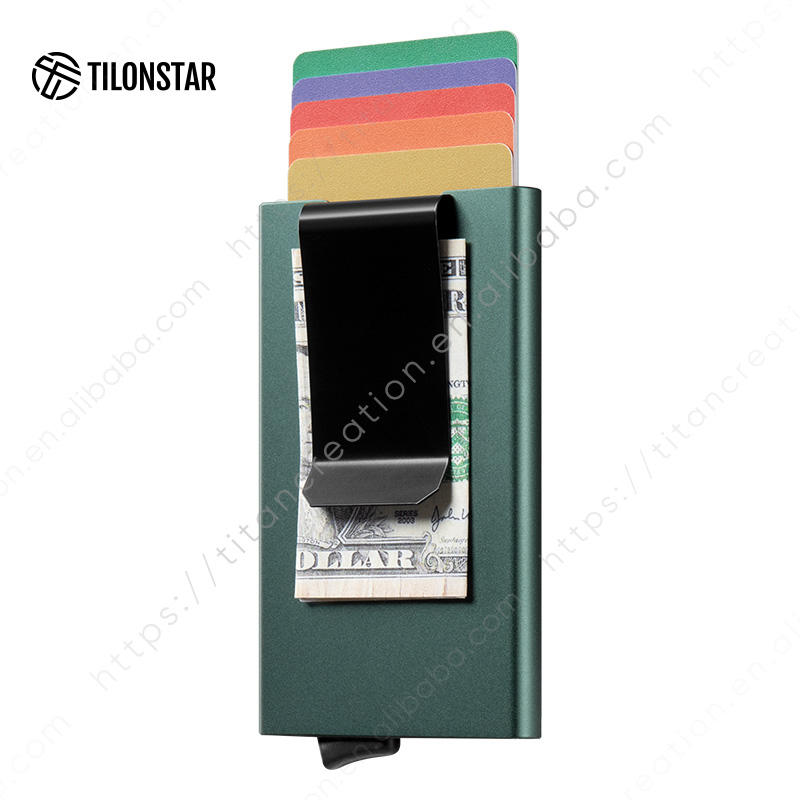 สีเขียวเที่ยงคืน