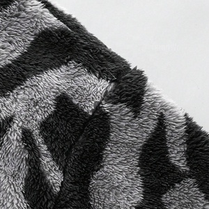 Oem Tùy Chỉnh Ấm Áp Ngựa Vằn In Dày Sherpa Áo Khoác Chất Lượng Cao Đầy Đủ Zip Trùm Mũ Trùm Mũ Trùm Bông Lông Cừu Áo Khoác Nam - Product Image 6