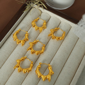 Pendientes de Aro de Aleación de Zinc Dorada con Diseño Geométrico de Sol y Llama, Pendientes de Moda para Fiesta EH56 - Product Image 1