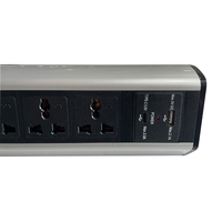 Prises universelles PDU 6 de série d'installation de bureau avec le port USB