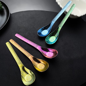 Cuillère en titane pur avec manche martelé, motif fleur de glace cristallisée colorée, cuillère à thé pour fêtes - Product Image 3