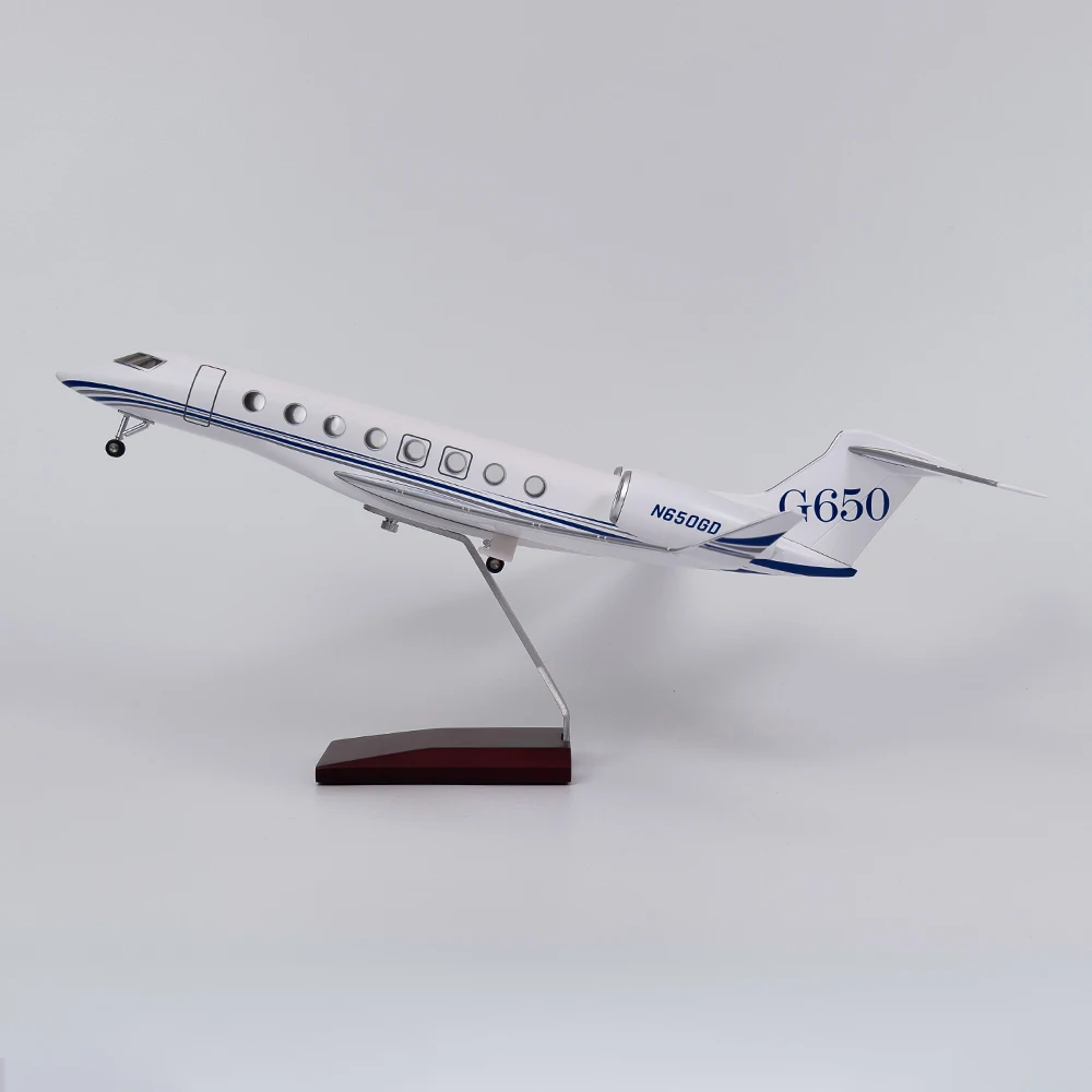 전용 제트 1/75 스케일 Gulfstream G650 프로토 타입 항공기 모델 스탠드 및 랜딩 기어