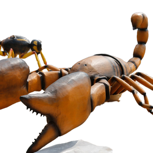 Insecte artificiel Scorpion mobile et mécanique de grande taille personnalisable en mousse pouvant bouger et émettre des sons - Product Image 1
