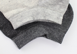 Haute qualité été décontracté blanc <span class=keywords><strong>noir</strong></span> <span class=keywords><strong>bas</strong></span> hommes solide maille cheville chaussettes respirant chaussettes taille courte - Product Image 5
