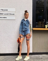 Nouvelle Conception De Style De Rue D'été Look Edgy Coupe Ample Sexy Denim Sangle sur Jambe Haute Taille Utilitaire Short En Jean femmes