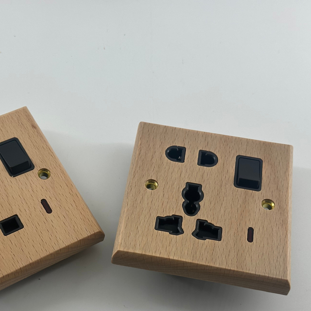 Electrical Supplier Hot Selling Wood Panel Switch and Socket Universal Socket with Elegant Style Light Switch for Home Hotel
