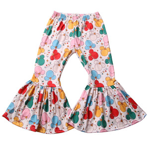 Pantalones Acampanados de Moda para Niñas Recién Nacidas con Bonito Estampado Navideño - Product Image 5