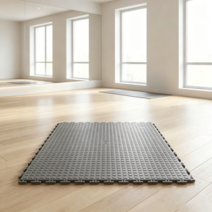 Dalles de sol emboîtables en PVC pour garage, robustes et économiques, idéales pour usage intensif - Product Image 1
