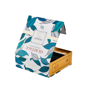 Boîte cadeau en carton rigide personnalisée avec impression CMYK, design personnalisé, maquillage et soins de la peau, fermeture magnétique, boîte de beauté - Product Image 2