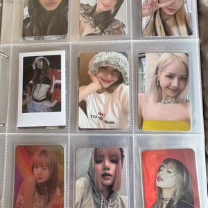 9.9 por 50 Tarjetas Coleccionables Oficiales de Lisa de BLACKPINK - Recubrimiento UV, Acabado Brillante, Perfectas para Fans y Coleccionistas de K-pop! - Product Image 6