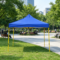 Gazebo 3x3m (10x10ft) jaune à structure en fer, coupe-vent et avec drainage de la pluie, idéal pour les stands de restauration rapide, les kiosques et les événements extérieurs.