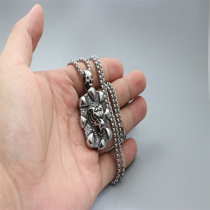 Yunnique – collier avec pendentif tête de tigre, en acier inoxydable, cadeau unisexe, bijoux, design du zodiaque animal - Product Image 2