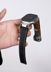 <span class=keywords><strong>Bracelet</strong></span> en <span class=keywords><strong>cuir</strong></span> à boucle déployante pour <span class=keywords><strong>Apple</strong></span> <span class=keywords><strong>Watch</strong></span> Series 2026, compatible avec les modèles 11, 10, 9, <span class=keywords><strong>8</strong></span>, 7, 6, 5, 4, SE – Texture <span class=keywords><strong>cuir</strong></span> Crazy Horse - Product Image 4