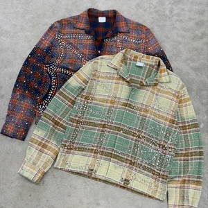 Camicie di Flanella da Uomo a Maniche Lunghe o Corte Personalizzate Scozzesi Cropped con Taglio Boxy Effetto Distressed e Strass Stile Streetwear di Produzione - Product Image 3