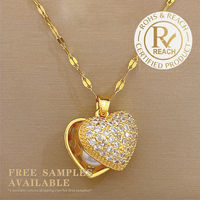Collar de Joyería de Moda con Colgante de Perla y Circonita en Forma de Corazón de Durazno, Personalizado y de Lujo, Resistente al Agua, Sin Decoloración, de Acero Inoxidable Chapado en Oro de 18K