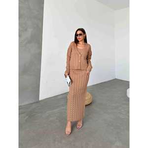 Ensemble de tricots trois pièces pour femme, pull en tricot torsadé marron, jupe, taille S - Product Image 4