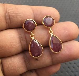 Sterling Silver 925 đồ trang sức 1 cặp bán buôn cung cấp chất lượng tốt nhất tự nhiên của <span class=keywords><strong>RUBY</strong></span> đá quý dài lủng lẳng Bông tai - Product Image 3