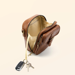 2025 nuevo bolso cruzado de diseño de moda Vintage para mujer hecho de cuero PU con cierre de cremallera logotipo personalizado impermeable y ligero - Product Image 6