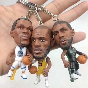 Figurines en PVC réalistes de joueurs de <span class=keywords><strong>basket</strong></span>-ball, mini figurines en plastique, <span class=keywords><strong>porte</strong></span>-clés Lowry Warriors Curry Durant Lakers James - Product Image 5