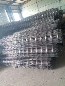 Grillage soudé en fil d'acier pour renforcement de béton, à trous carrés, faible teneur en carbone, 15x15 20x20, pour la construction - Product Image 5