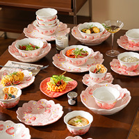 Service de table en céramique à motif fraise, assiettes et bols en relief 3D, vaisselle mignonne pour le thé de l'après-midi et la décoration de la maison