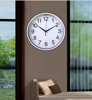 Jam Dinding Analog Quartz 10 Inci Tanpa Suara, Tampilan Jarum Modern, Penutup Plastik, Bertenaga Baterai, Dekorasi Ruang Tamu
