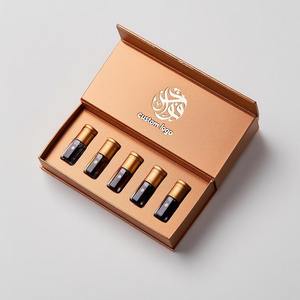 Boîtes en papier personnalisées à fermeture magnétique à rabat Coffrets cadeaux de luxe pour flacons de parfum Ensemble découverte Porte-mini flacon 2ml/3m/1.5ml/5ml - Product Image 2