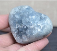 Pierres de guérison naturelles en forme de cœur grappes de cristal de célestite bleue pour la décoration de méditation