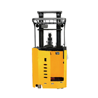 Lagerbestand Bester Fabriklieferant JICHUAN 2-Tonnen Elektrischer AGV Reach Stacker Gabelstapler mit Hervorragender Traktion und Leistung für den Einzelhandel