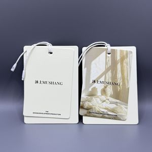 Etiquetas Personalizadas Mushang de Papel para Ropa de Mujer, Uso en Interiores, Diseño, Desarrollo y Producción - Product Image 1