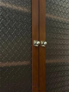 Librero Empotrado de Madera Sólida de Lujo, Estantes Arqueados, Puertas de Vidrio Texturizado, Ecológico, Ahorra Espacio, Moderno, Clásico, para Escuela o Biblioteca - Product Image 5