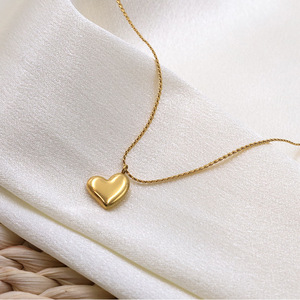 Heart Pendant Necklace Gold Titanium Steel Clavicle Chain Unisex Everyday Wear - Product Image 2