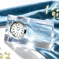 Horloge de bureau minimaliste en cristal de qualité supérieure, horloge à quartz, prix annuel de l'entreprise, cadeau promotionnel pour les clients, ornement de bureau