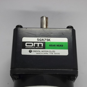 Motor de inducción Dongfang de 40W AC, 100V 50/60Hz, 1300/1550rpm, fabricado en Japón - Product Image 3