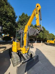 Operate con fiducia: il nuovo escavatore cingolato <span class=keywords><strong>XE40</strong></span>, dotato di una solida garanzia di 1 anno sul gruppo motopropulsore - Product Image 4