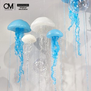 Decorazione OM in PVC a Tema Oceano, Meduse Sospese per Allestimento Aula, Esposizione in Centri Commerciali e Vetrine - Product Image 3