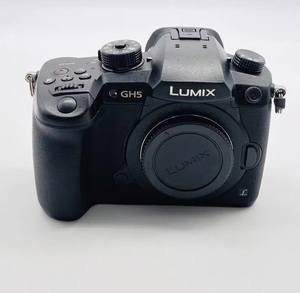 กล้องดิจิตอล <span class=keywords><strong>DC</strong></span>-GH5 PANASONI-C <span class=keywords><strong>LUMIX</strong></span> ใช้ของแท้เซ็นเซอร์ CMOS สี่ในสาม20MP - Product Image 1