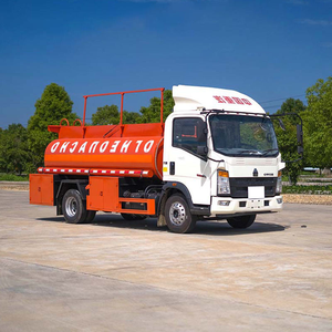 Nouveau moteur diesel de camions de réservoir d'huile du fabricant Volume 5001-10000L de camion de réservoir d'huile de HOWO - Product Image 6