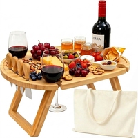 Table de pique-nique moderne ovale pliable en bambou gravé avec porte-bouteilles, plateau pliable pour camping et jardin avec 4 porte-verres