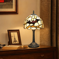 Lampe de table Halloween, chauve-souris noire dans un verre teinté, lampe rétro vintage gothique, lumière d'appoint pour chambre à coucher, salon