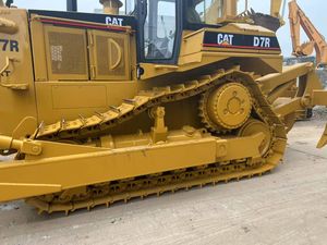 รถดันดินมือสอง Caterpillar D7R เครื่องยนต์ CAT แท้ ห้องคนขับกว้างขวาง พร้อมเอกสารตรวจสอบครบถ้วน - Product Image 4