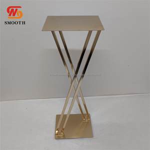 Support à fleurs en gros SMOOTH de 80 cm, support à fleurs en forme de X, doré, centre de table pour décoration de mariage - Product Image 2