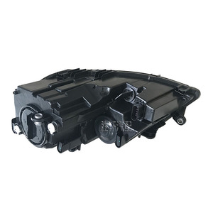 ชุดไฟหน้าฮาโลเจนสำหรับรถยนต์ Volkswagen Jetta Mk6 ปี 2012-2018 รุ่นยุโรปและอเมริกา - Product Image 4